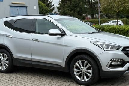 Hyundai SANTA FE 135.218 km 17.990 € Alsdorf 52477