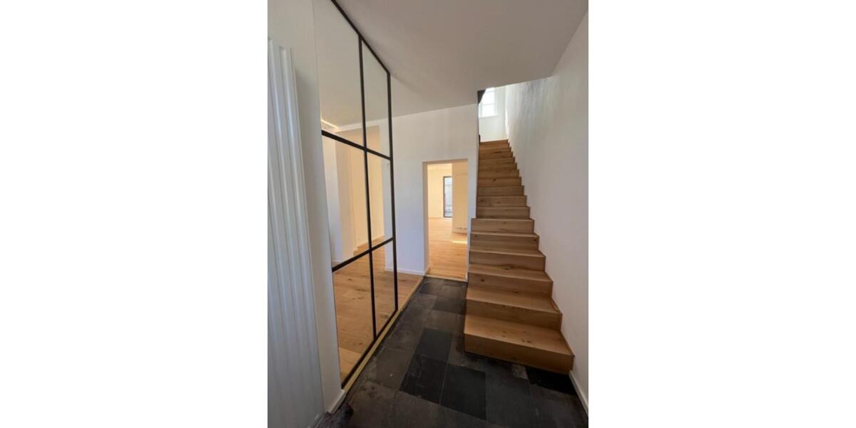 Hochwertige Wohnung im Baudenkmal 4 zimmer