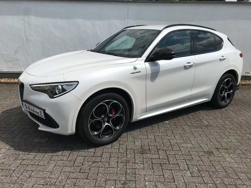 Alfa Romeo Stelvio 34.884 km 37.989 € Baesweiler 52499