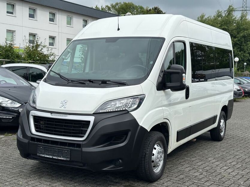 Peugeot Boxer 136.000 km 18.200 € Aachen 52070