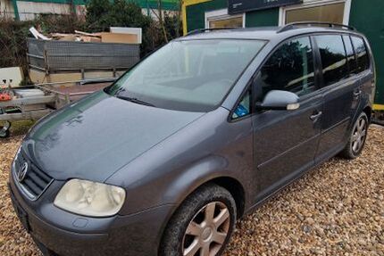 VW Touran 341.000 km 1.300 &euro; Düren 52349