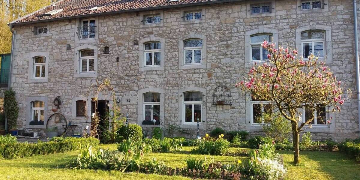 Einfamilienhaus Aachen / Hahn Hahn - 8 Zimmer, 330 m&sup2;, 888.000&euro; | Angebot:26309082