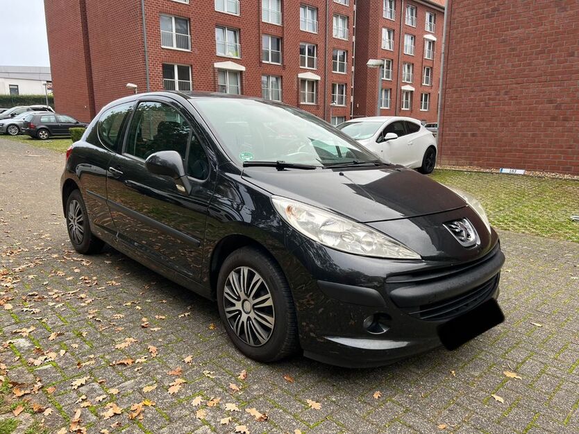 Peugeot 207 165.000 km 1.990 € Aachen 52068