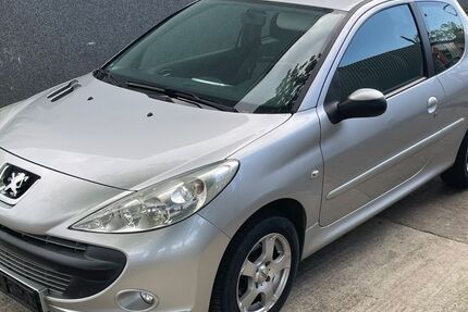 Peugeot 206 115.000 km 2.999 € Aachen 52070