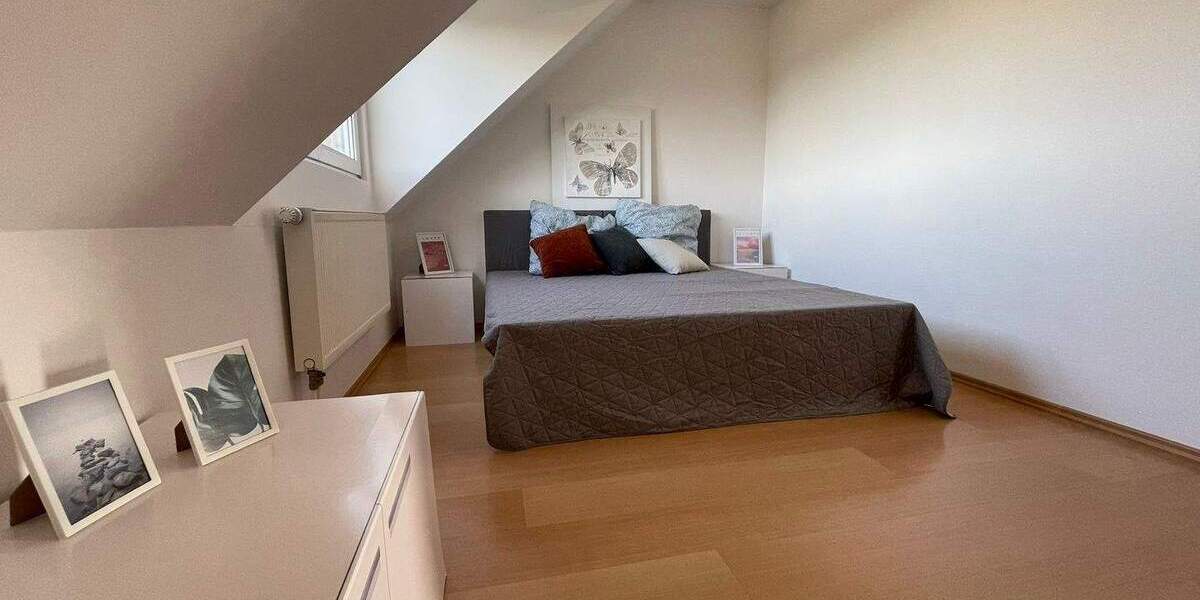 Etagenwohnung Alsdorf - 4 Zimmer, 123 m&sup2;, 299.000&euro; | Angebot:25674527