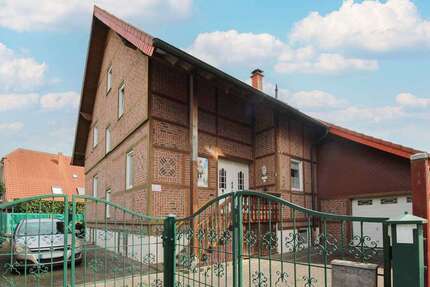 Haus zum Kaufen in Hückelhoven 530.000 € 318.25 m² 7 zimmer