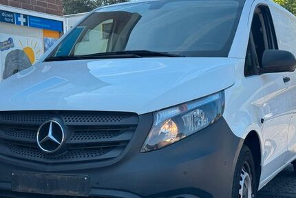 Mercedes-Benz Vito 121.350 km 9.990 &euro; Düren 52349