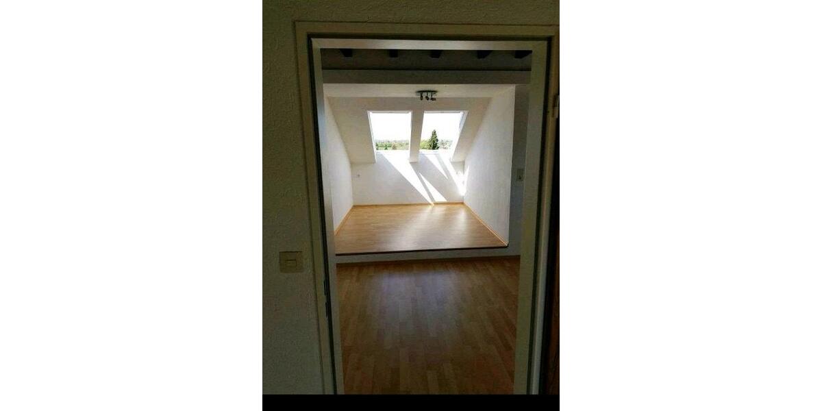 Dachgeschoßwohnung Aachen Aachen-Mitte - 2.5 Zimmer, 20 m&sup2;, 890&euro; | Angebot:25258828