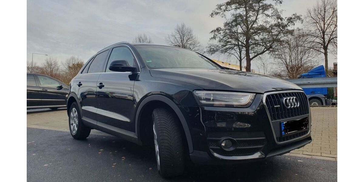 Audi Q3 230.000 km 11.350 € Aachen 52070