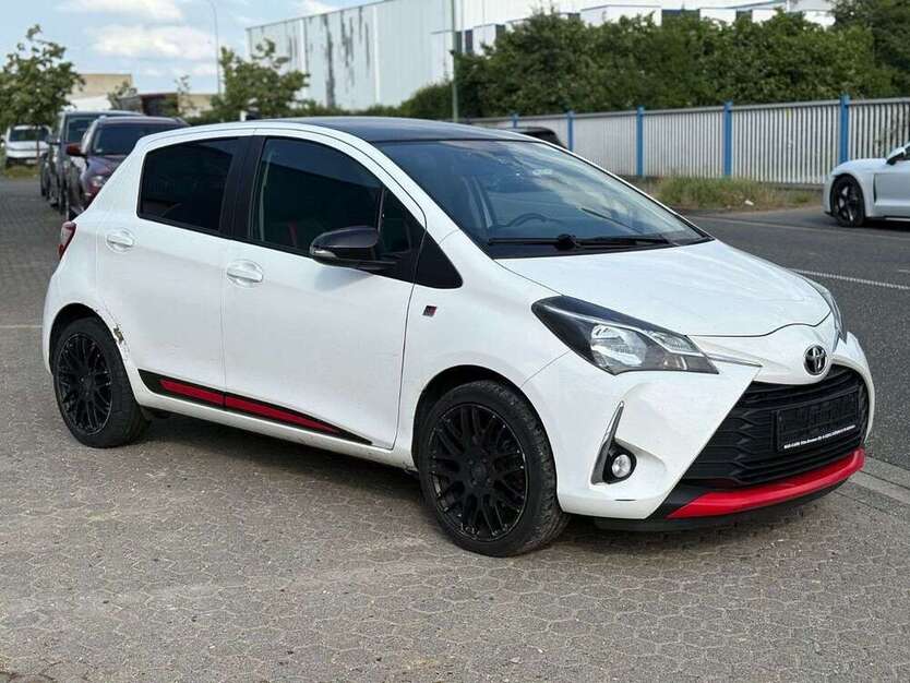 Yaris