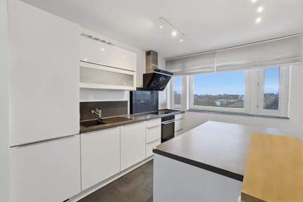 Lichtdurchflutete 3-Zimmer-Wohnung mit Balkon zuzüglich Garage 3 zimmer