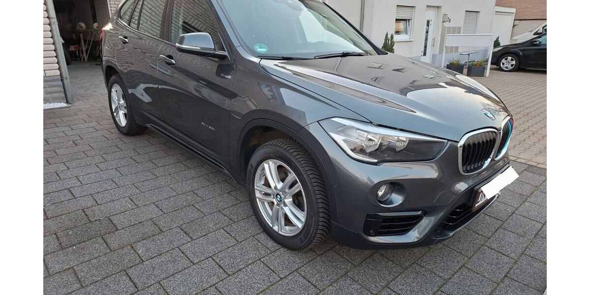 BMW X1 154.000 km 13.700 &euro; Düren 52351