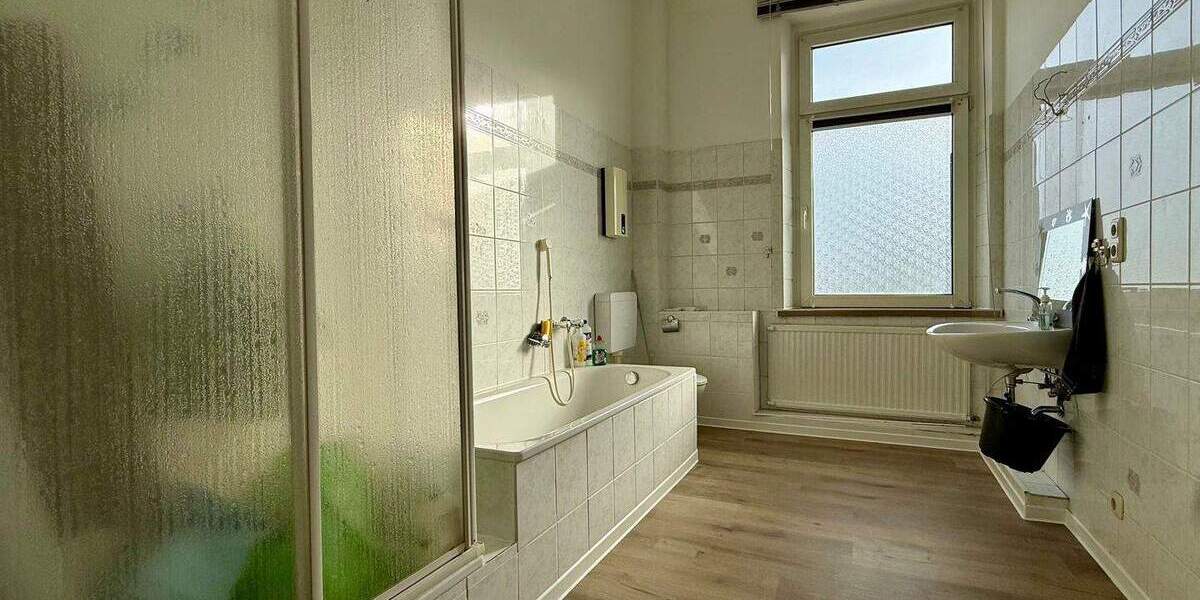 Altbau-Charme im 1. Obergeschoss - Wohnen in Linnich! 3 zimmer