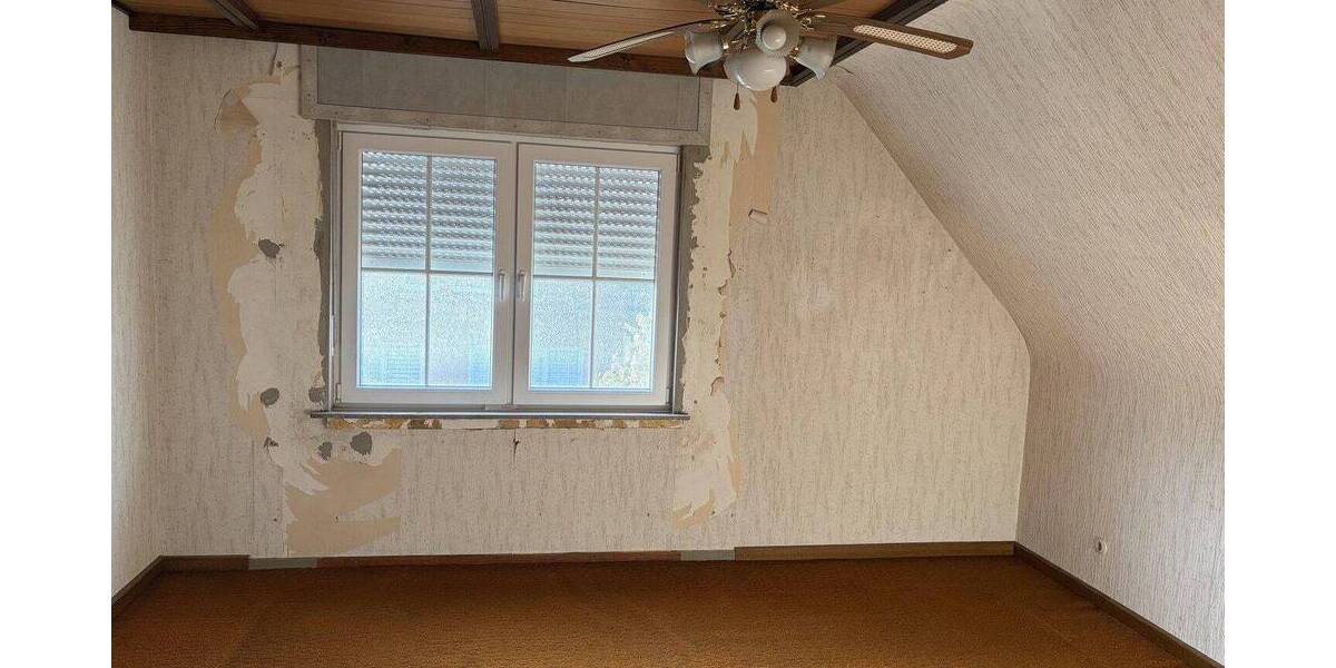 Einfamilienhaus Übach-Palenberg Palenberg - 8 Zimmer, 119 m&sup2;, 278.000&euro; | Angebot:26859247