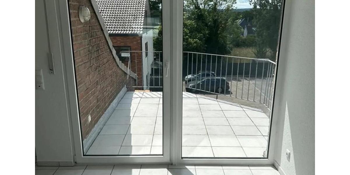 Dachgeschoßwohnung Stolberg (Rhld.) Büsbach - 1.5 Zimmer, 58 m&sup2;, 760&euro; | Angebot:25710776