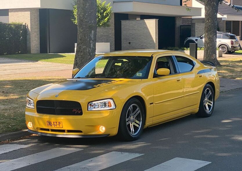 Dodge Charger 90.000 km 16.500 € Selfkant 52538