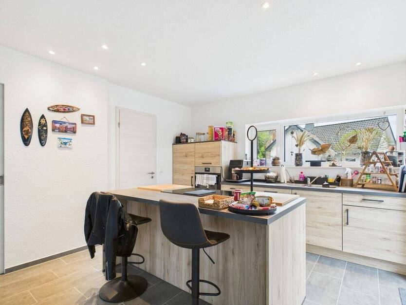 Modernes Einfamilienhaus von 2023 mit Garten, Garage & viel Platz zum Wohlfühlen!