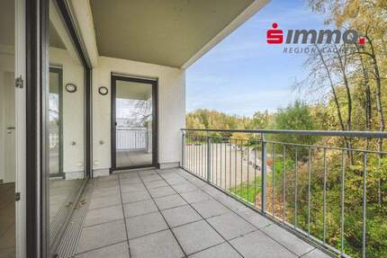 Penthouseflair inklusive! Große, barrierearme 3-Zimmerwohnung mit 2 Bädern und PKW-Stellplatz 3 zimmer