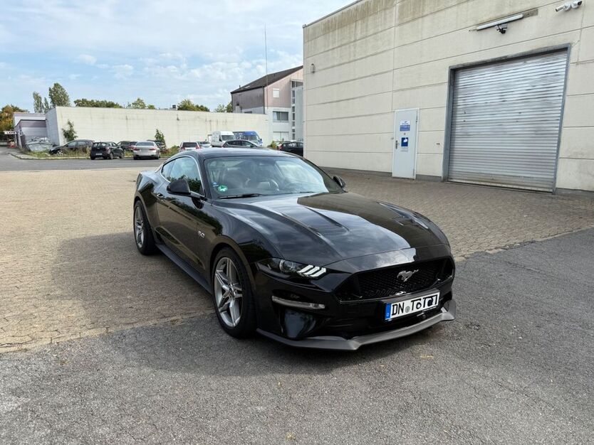 Ford Mustang 42.390 km 41.999 € Düren 52353