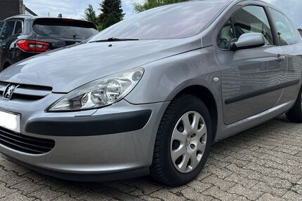 Peugeot 307 50.000 km 2.900 &euro; Langerwehe 52379