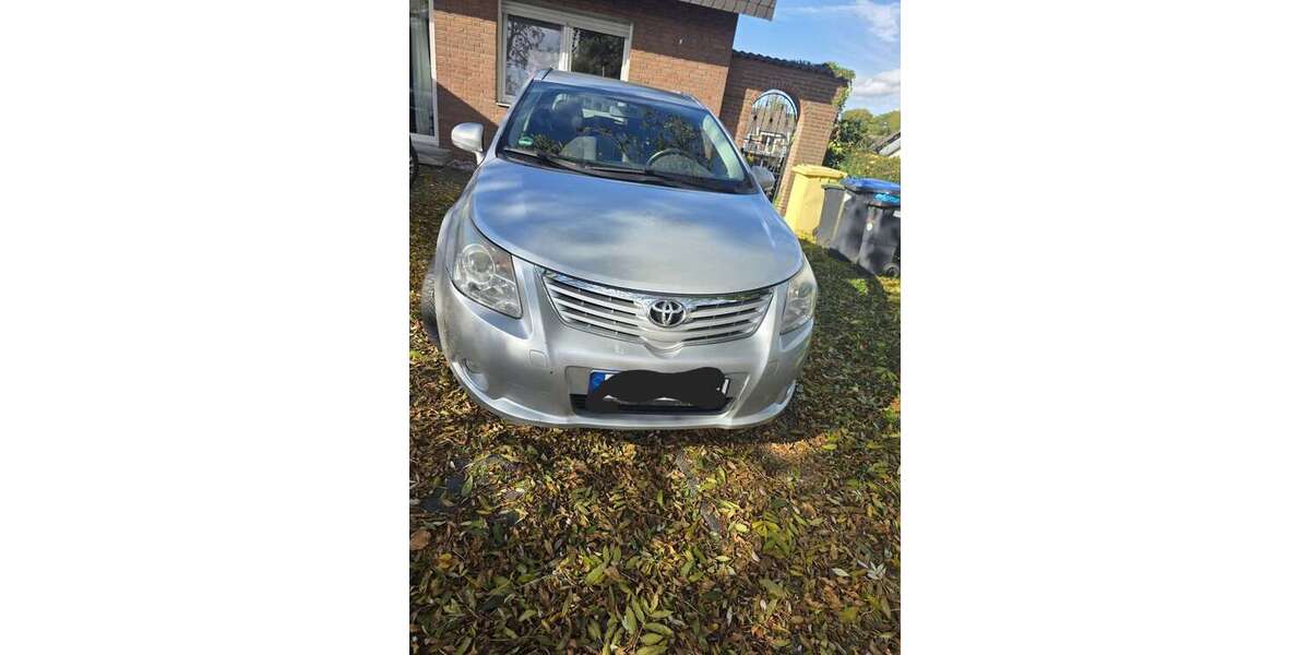 Toyota Avensis 200.000 km 4.800 &euro; Herzogenrath 52134
