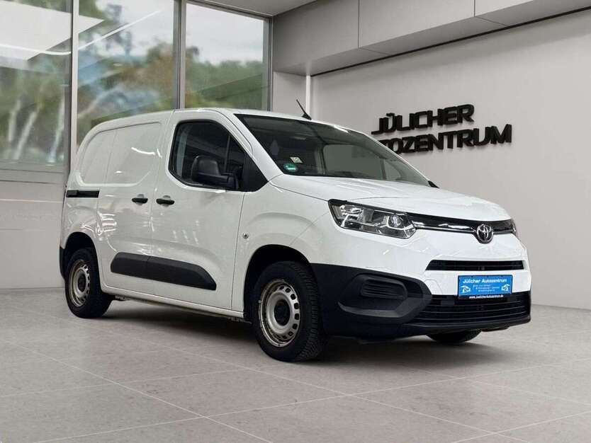 Toyota Proace 87.600 km 15.990 € Jülich 52428