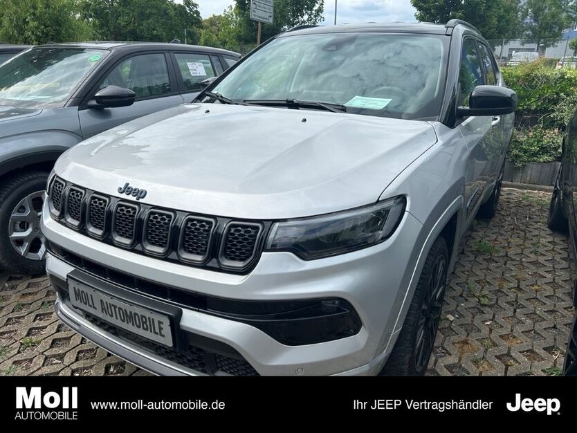 Jeep Compass 29.237 km 32.900 € Aachen 52078