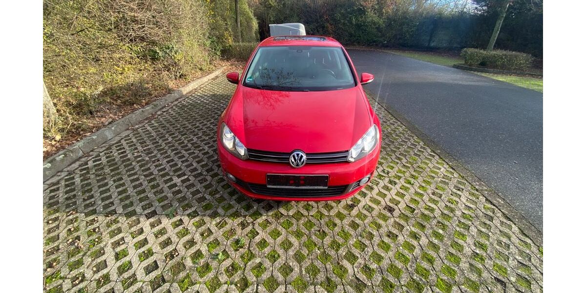 VW Golf 205.000 km 3.800 &euro; Aldenhoven 52457