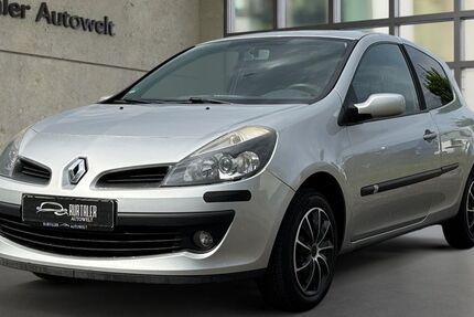 Renault Clio 145.000 km 2.999 € Jülich 52428