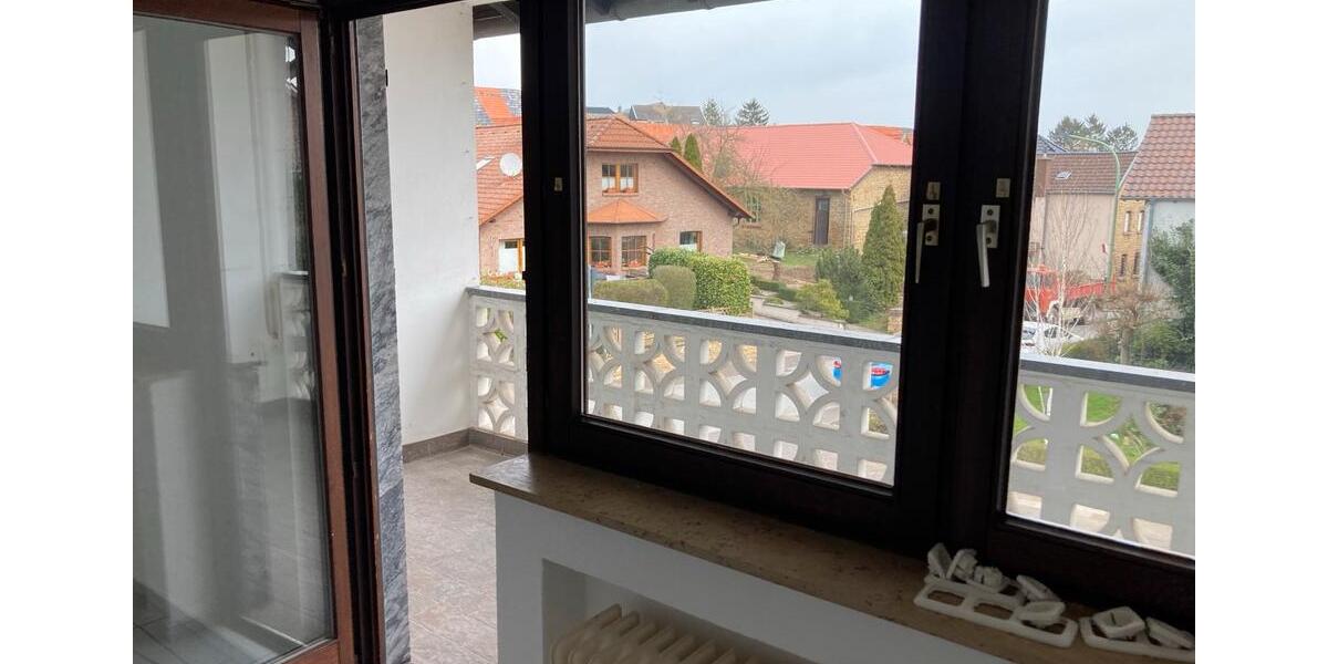 Etagenwohnung Kreuzau - 3.5 Zimmer, 90 m&sup2;, 800&euro; | Angebot:25161441