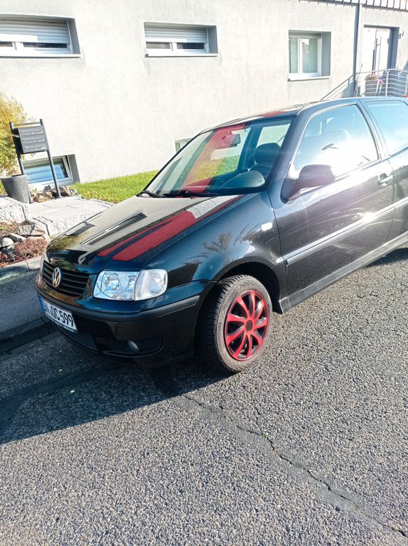 VW Polo 66.500 km 2.490 € Düren 52355