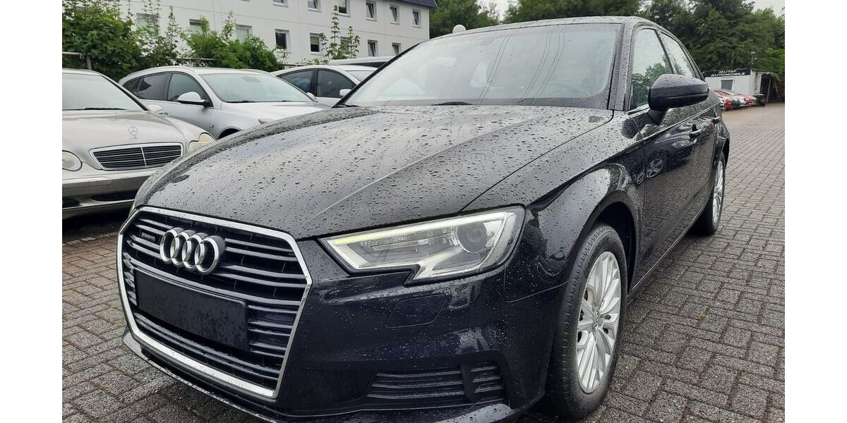 Audi A3 269.000 km 9.250 &euro; Aachen 52070
