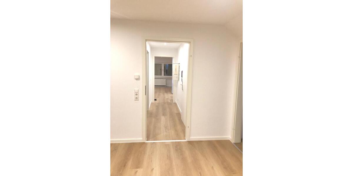 Dachgeschoßwohnung Jülich - 2 Zimmer, 64 m&sup2;, 910&euro; | Angebot:25420399