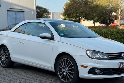 VW Eos 139.574 km 9.990 &euro; Alsdorf 52477