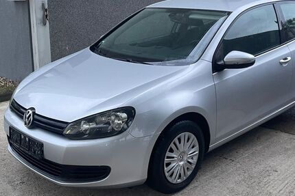 VW Golf 130.000 km 4.000 € Aachen 52070