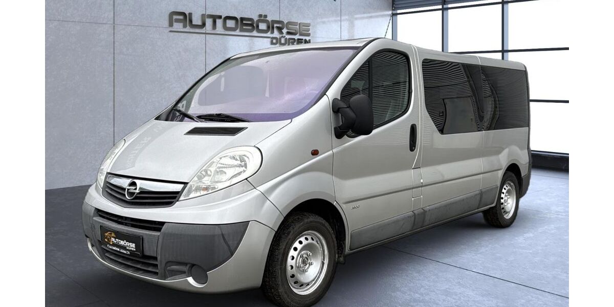 Opel Vivaro 158.795 km 11.999 &euro; Düren 52351