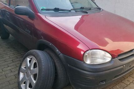 Opel Corsa 157.933 km 750 &euro; Übach-Palenberg 52531