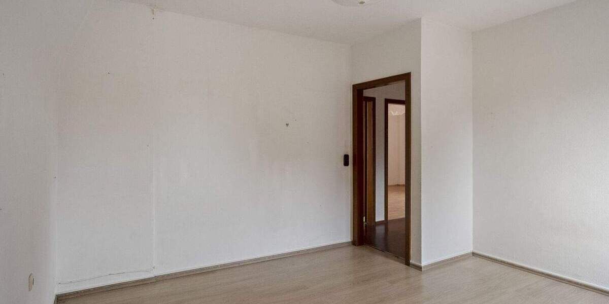 Mehrfamilienhaus, Wohnhaus Geilenkirchen - 6 Zimmer, 140 m&sup2;, 369.000&euro; | Angebot:25707174