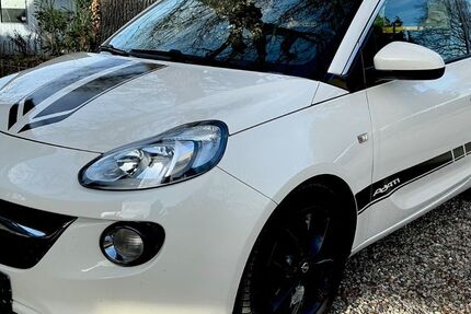 Opel Adam 93.000 km 8.900 &euro; Roetgen 52159