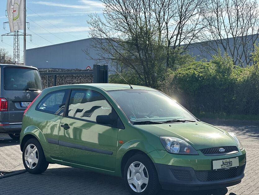 Ford Fiesta 123.000 km 1.999 € Jülich 52428