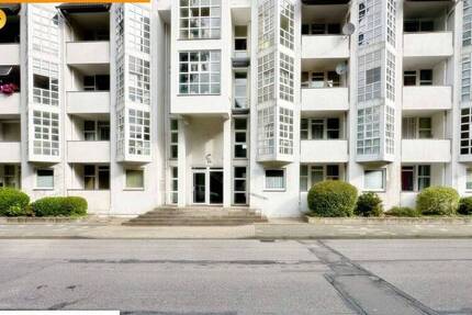 StadtWohnung mit Balkon und Gartenmitnutzung!