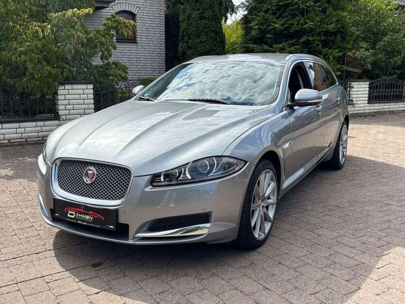 Jaguar XF 113.000 km 12.900 € Niederzier 52382
