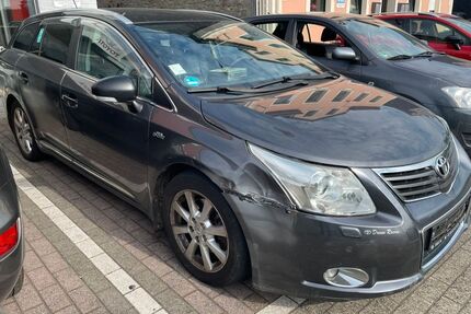 Toyota Avensis 280.000 km 2.499 € düren 52349