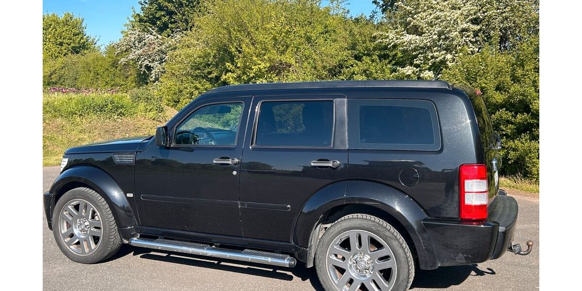Dodge Nitro 272.342 km 5.500 &euro; Jülich 52428