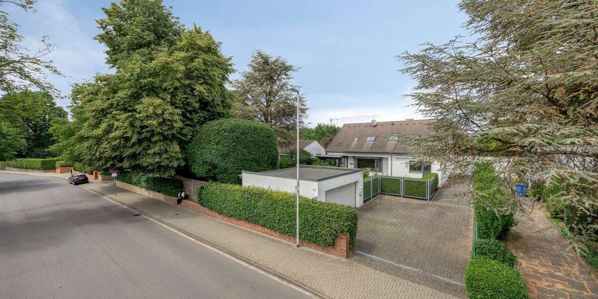 Einfamilienhaus Jülich - 7 Zimmer, 233 m&sup2;, 619.000&euro; | Angebot:26919563
