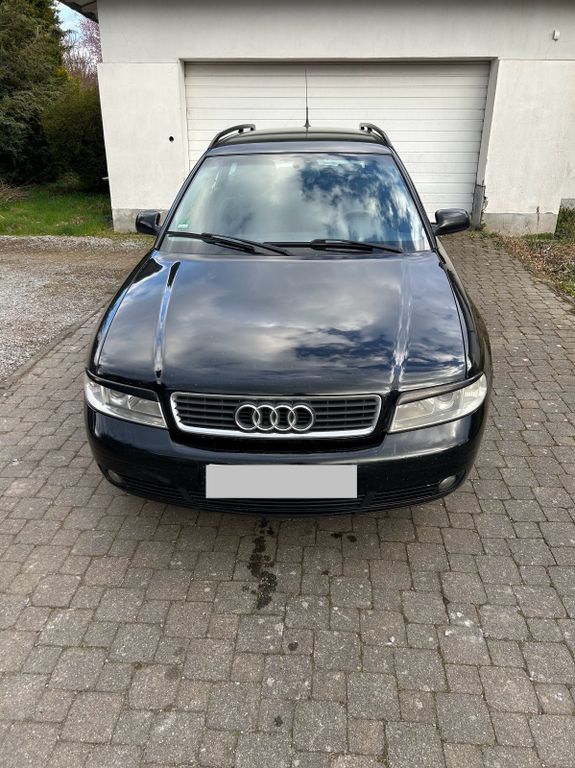Audi A4 303.000 km 800 € Würselen 52146