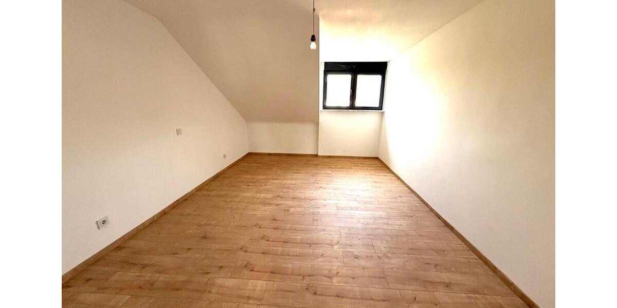Große 3-Zimmerwohnung mit Fußbodenheizung 3 zimmer