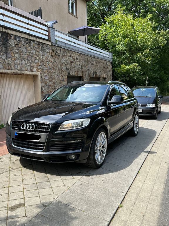 Q7