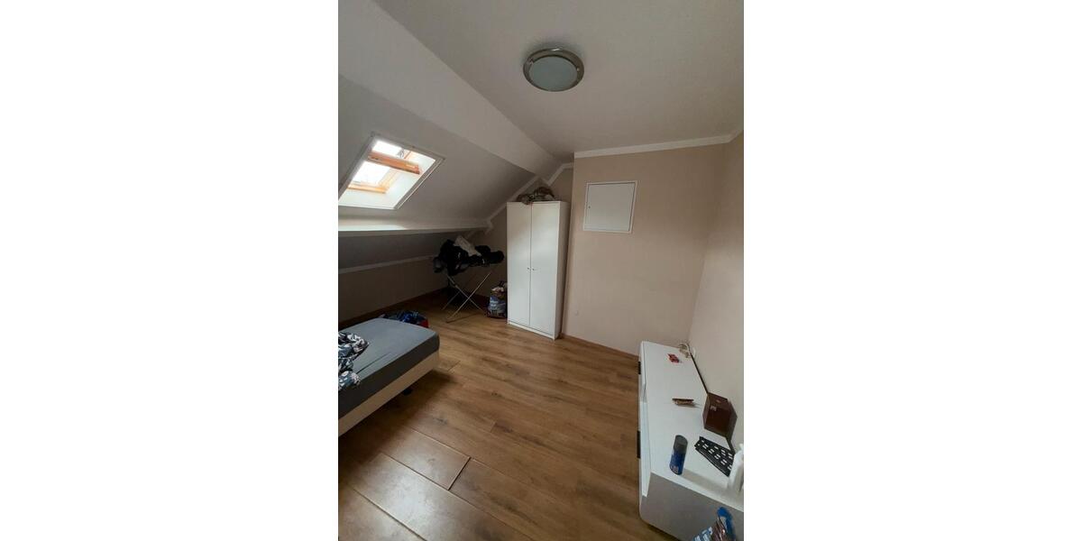 Einfamilienhaus Gangelt - 6 Zimmer, 150 m&sup2;, 1.450&euro; | Angebot:26211217