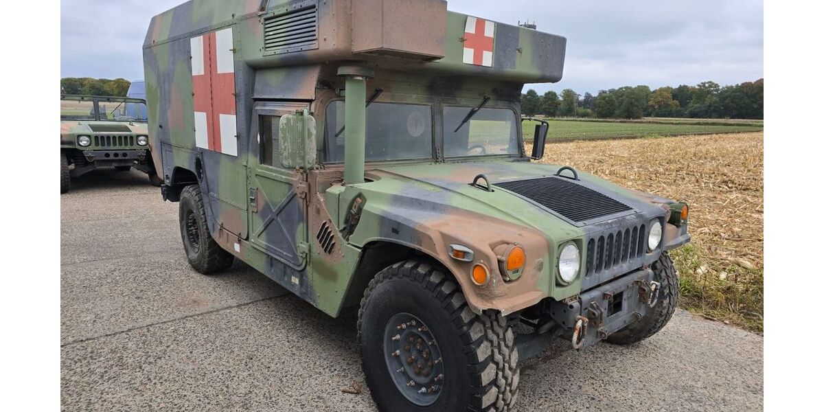 Hummer H1 5.187 km 32.000 &euro; Geilenkirchen 52511